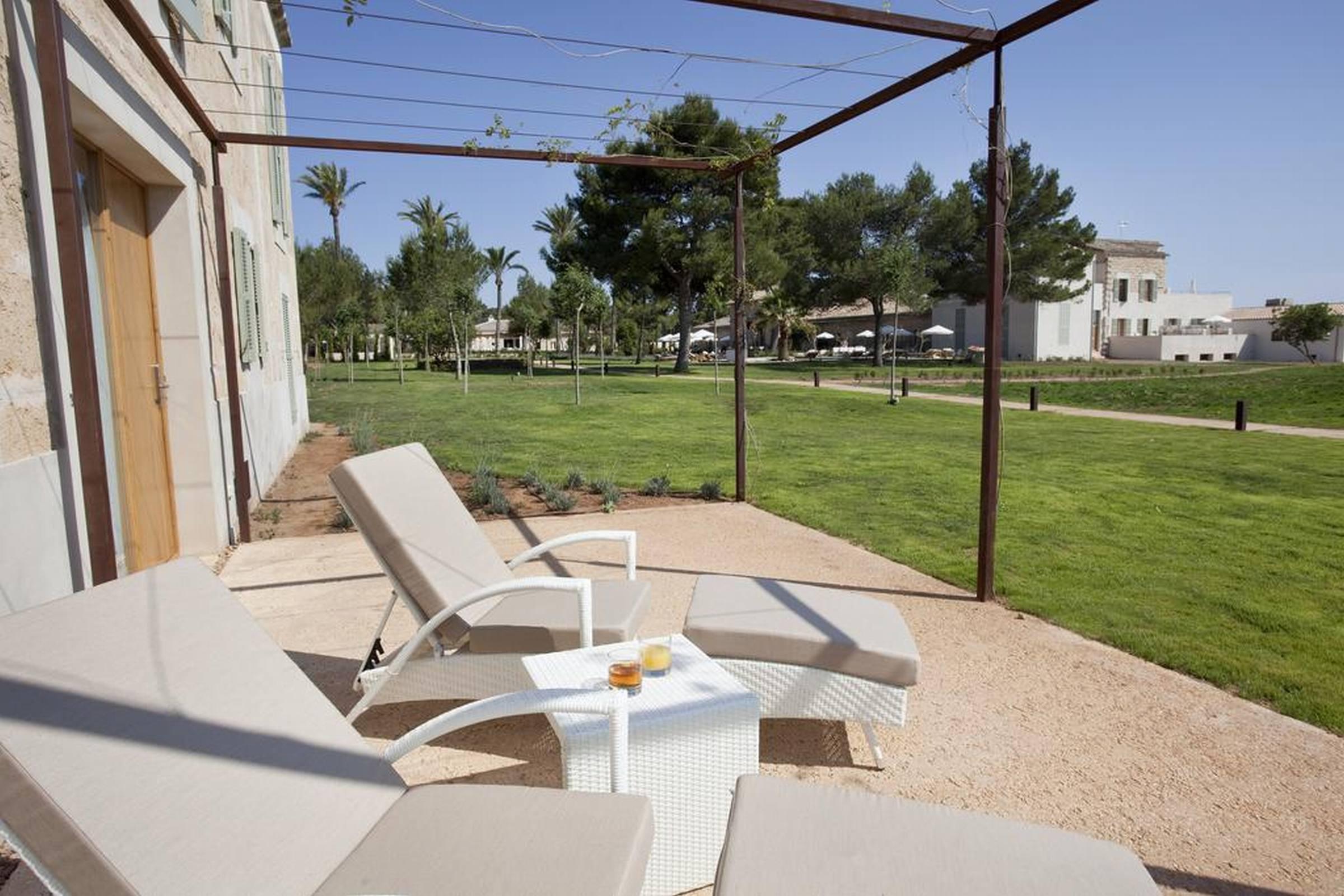 קולוניה סנט ג'ורדי Fontsanta Hotel Thermal & Spa - Adults Only מראה חיצוני תמונה